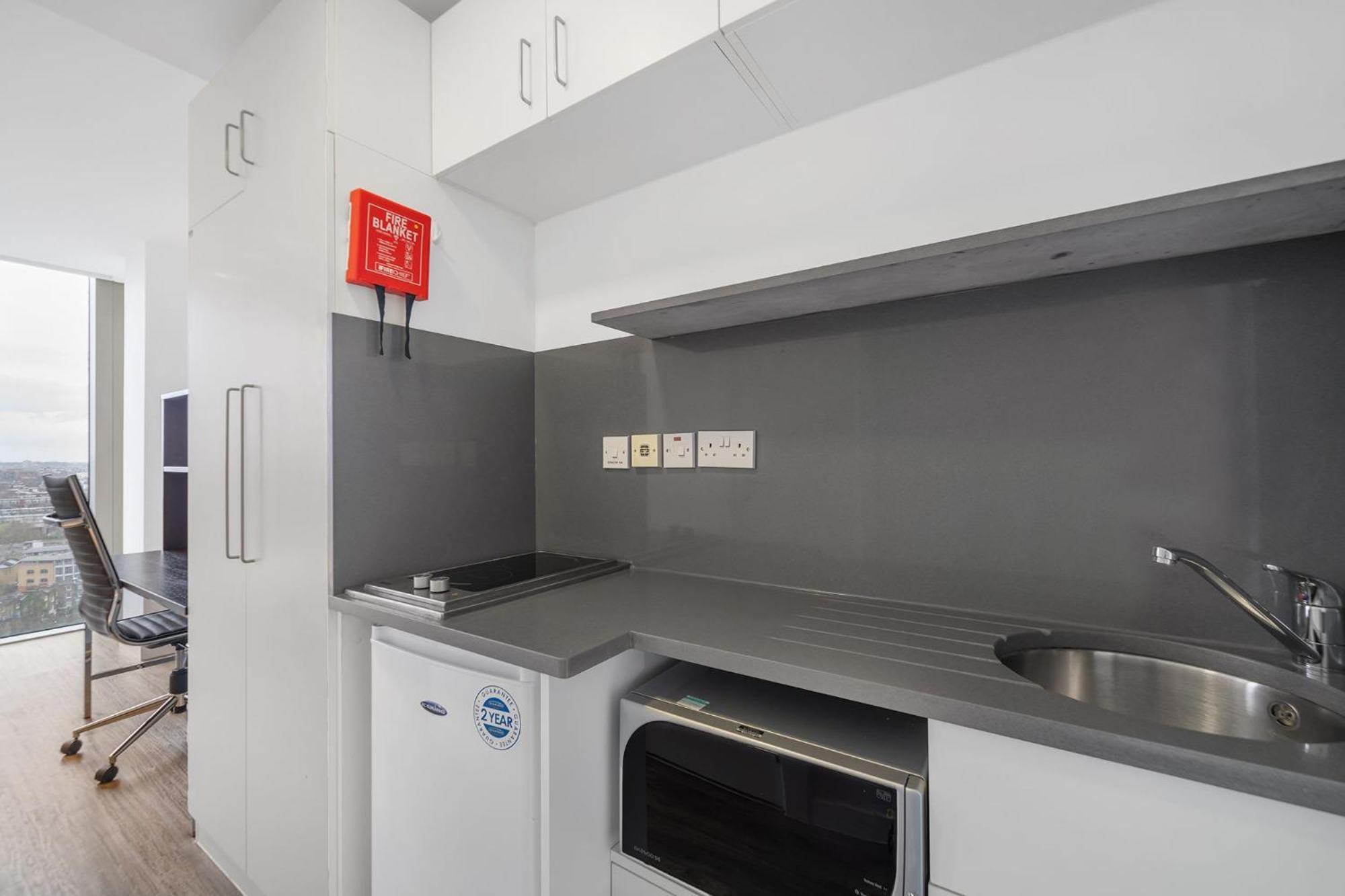 Studios, Apartments And Private Bedrooms With Shared Kitchen At Chapter Kings Cross In 伦敦 外观 照片